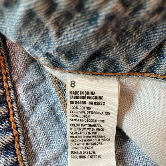 American Eagle Distressed Jean Shorts (8) - Picture 3 of 3